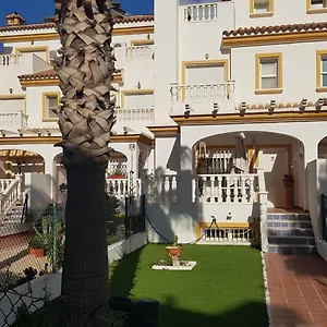 Сasa de vacaciones Lujoso Adosado De Tres En Playa A 200 Metros Del Mar, Vera